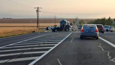 AKTUÁLNĚ: Nehoda komplikuje provoz za Havraní u Nemaku