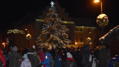 Město poděkovalo školám a školkám za pomoc s výzdobou náměstí Svobody