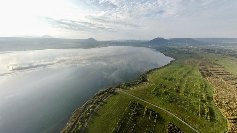 Jezero Most. Ilustrační foto