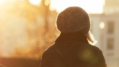 Teď mrzne, ale př&iacute;&scaron;t&iacute; t&yacute;den se podle meteorologů ohřejeme