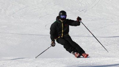Některé lyžařské areály musely kvůli oteplení přerušit provoz. Kde se v Krušných horách ještě dá lyžovat?