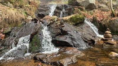 TIP NA VÝLET: Skrytý klenot Krušných hor: Objevte kouzlo Helenčiných vodopádů
