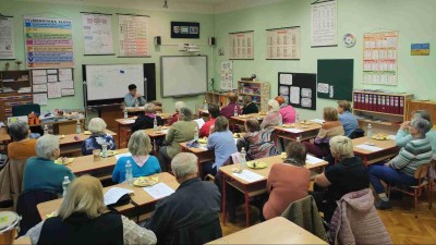 Podzimní Besedánky provoněly bylinky. Lékárnice radila seniorům, jak na virózy