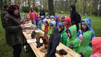 FOTO: Den Země v Žatci přilákal do parku tři stovky dětí