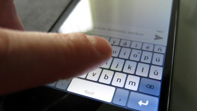 Policie varuje: Pokud vám přišla SMS začínající textem „ příspěvek na bydlení," zbystřete! Jde o nový trik podvodníků!