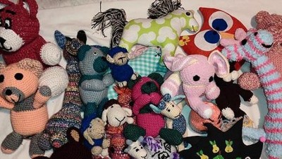 Odsouzené ženy z Drahonic během lockdownu nezahálely, vyrobily hračky na pomoc postiženým dětem