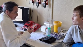 Filip Kuda vstoupil do registru při náboru v litvínovské sportovní škole. Za tři měsíce se ukáže, zda má plnou shodu s pacientem, který potřebuje krvetvorné buňky. Fotozdroj: FB Zelená vlna