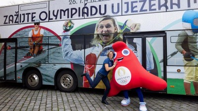 VIDEO: Na olympijský festival u jezera Most zve i avatar olympioničky Špotákové