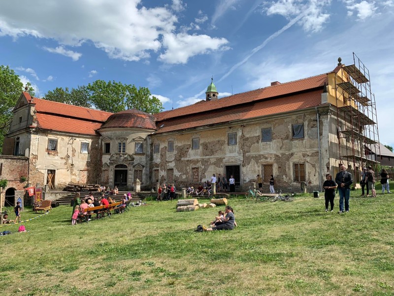 Zámecké slavnosti na Zámku Poláky. Foto: Jitka Fárová