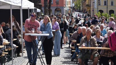 Žatec nen&iacute; jenom o pivu. Dal&scaron;&iacute; ročn&iacute;k festivalu v&iacute;na zaplnil centrum města