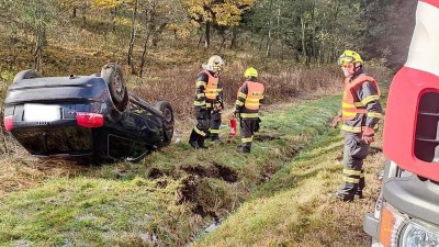 Dva mrtví lidé, 242 havárií. Smutná statistika uplynulých sedmi dnů na silnicích v Ústeckém kraji