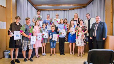 FOTO: Absolventi Základní umělecké školy v Podbořanech se rozloučili koncertem