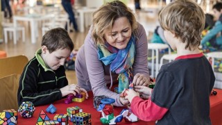 Veškeré hračky si v místě konání můžete vyzkoušet. Foto: Festival IQ Play