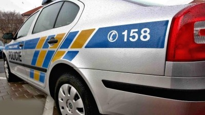 Policisté pátrají po podvodníkovi, který připravil mladého muže ze Žatecka o sto tisíc korun