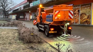 Veškerá technika byla ve městě i v úterý. Foto: město Most