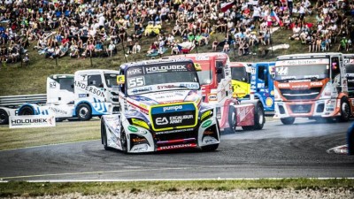 Trucky, NASCAR a formule! Víkend nabitý motorsportem na autodromu v Mostě