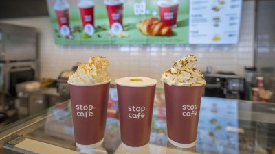 Matcha latte v hlavn&iacute; roli jarn&iacute; edice Stop Cafe: ORLEN reaguje na trendy v k&aacute;vov&yacute;ch alternativ&aacute;ch