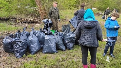 CHYSTÁ SE: Přijďte pomoci! V sobotu proběhne úklid břehů Nechranické přehrady