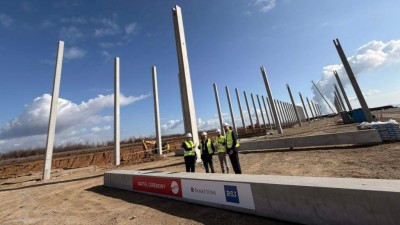 Průmyslov&yacute; park v Mostě ož&iacute;v&aacute; hračkami: Glob&aacute;ln&iacute; l&iacute;dr Mattel zde vybuduje logistick&eacute; z&aacute;zem&iacute; pro celou Evropu