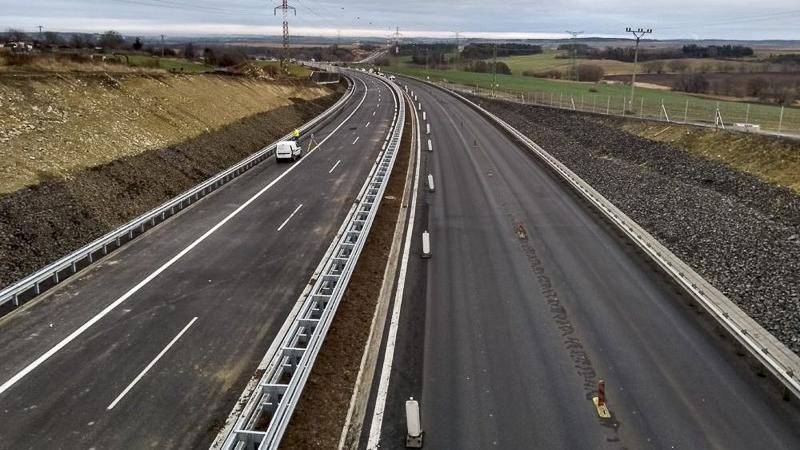 Stavba dálnice u Panenského Týnce. Foto: ŘSD