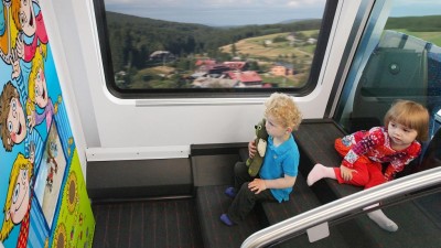 FOTO: České dráhy rozšíří služby pro rodiny na cestách. Bude více vlaků s dětským kinem