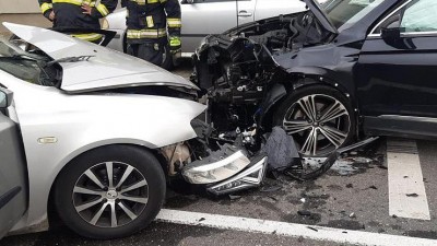 Při zářijových nehodách na Lounsku zemřel jeden člověk. Policie sdělila, kvůli čemu řidiči bourali nejčastěji