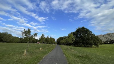 Park Šibeník v Mostě, září 2023. Ilustrační foto