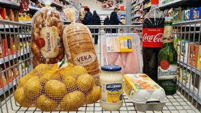 V&aacute;nočn&iacute; n&aacute;kupn&iacute; bitva: U&scaron;etř&iacute;te v supermarketu, nebo na gauči? Přin&aacute;&scaron;&iacute;me srovn&aacute;n&iacute; obchodů
