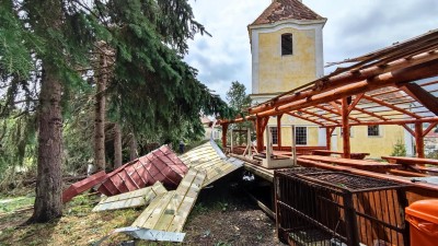 Ve Stebně nebylo tornádo. Vyskytl se tam jiný ničivý jev, předpokládají meteorologové