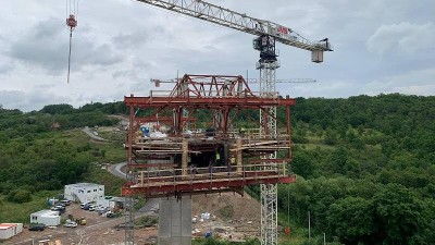 FOTO: Jak to aktuálně vypadá na stavbě obchvatu přemostění v Žiželicích? V listopadu možná už bude hotovo!