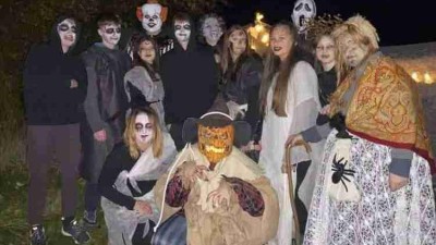 OBRAZEM: V Blatně se proháněla strašidla, duchové a zombie. Halloween si všichni užili