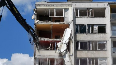 Loňská demolice paneláku v Janově. Foto: Oldřich Hájek