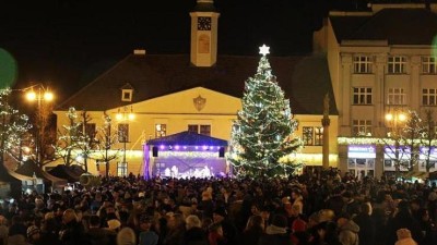 Krizový štáb v Lounech doporučil omezit průběh akce rozsvícení vánočního stromu