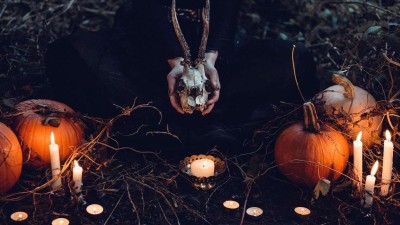 Týden v Žatci: Žatecké oběti, halloweenské tvoření a stezka odvahy